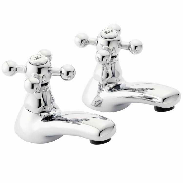 Essential Layo Bath Taps